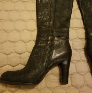 Leather boots 9.5 size, high quality leather
